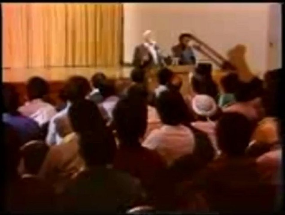 Ahmed DEEDAT - Connaître l'Islam 7/11