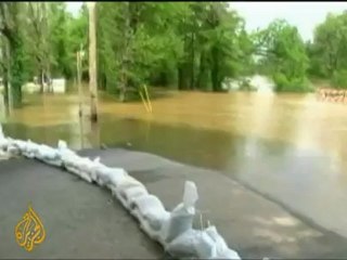 US storm sets record, spells disaster