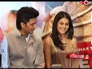 Riteish refuses to work without Genelia in his next
