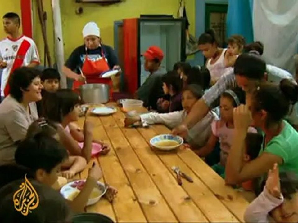 Latin America poverty levels decrease