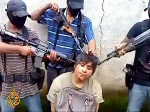 Mexican drug gangs' public relations campaign