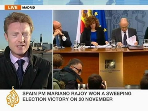 Spain unveils spending cuts to tackle deficit