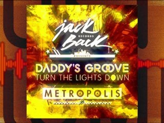 01 David Guetta, Daddy's Groove, Nicky Romero - Metropolis vs Turn The Lights Down