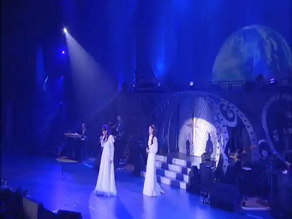 瑠璃色の地球- 松田聖子&神田沙也加