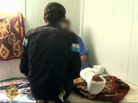 Syrian refugees seek shelter in Turkey