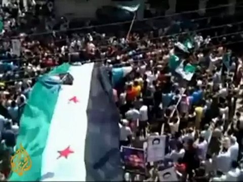 Activists say Syrian troops continue crackdown