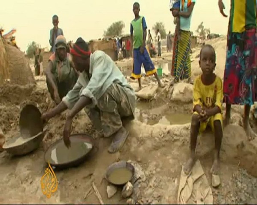 Burkina Faso children toil in gold mines
