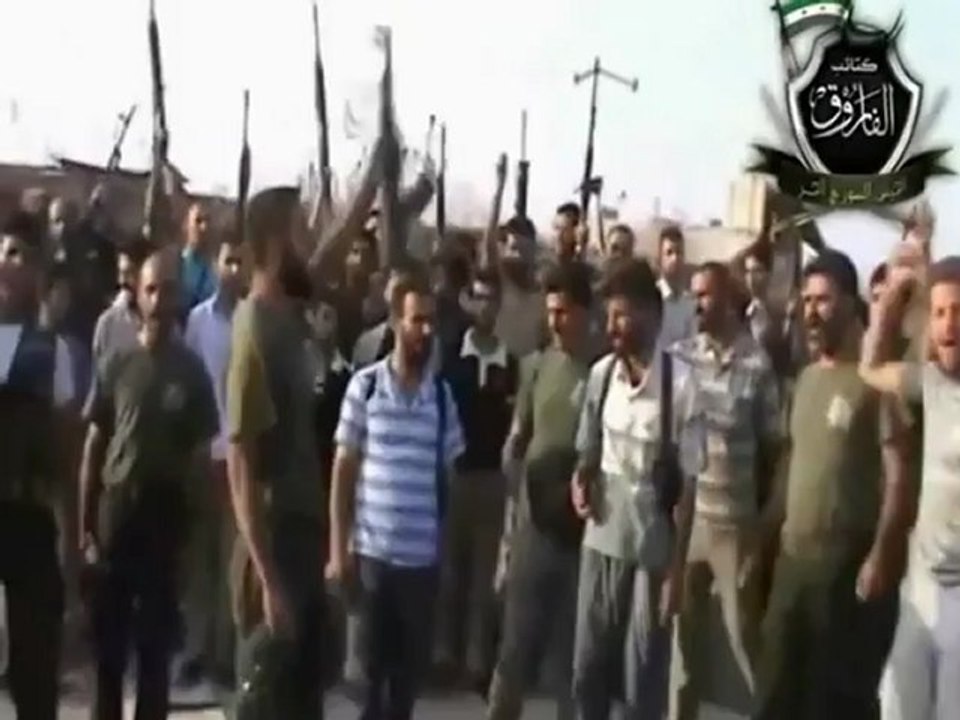 Syria فري برس حمص  كتائب الفاروق في الرستن تصد هجوم لعصابات الأسد و توقع فيهم خسائر كبيرة  25 7 2012 Homs