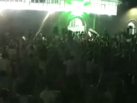 Syria فري برس حماة المحتلةابطال حي التعاونية بقيادة المنشد ابو جعفر23 7 2012 ج1 Hama