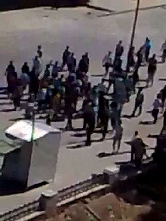 Syria فري برس  حلب تحليق للطيران المروحي وقصف حي الصاخور 23 7 2012 Aleppo