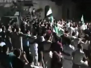 Syria فري برس حماه  المحتلة التوحيد مسائية لا مانسينا وشهدائنا قرة عينينا 23 7 2012 Hama
