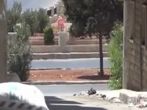 Syria فري برس حلب اشتباكات بين لواء التوحيد من الجيش الحر وقوات الأسد في حلب صلاح الدين 23 7 2012 ‫‬ ج2 Aleppo