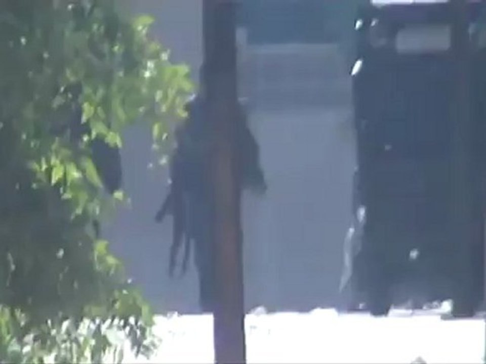 Syria فري برس حماة المحتلة حملة مداهمات قوية في حي الاربعين 2012 7 23 Hama