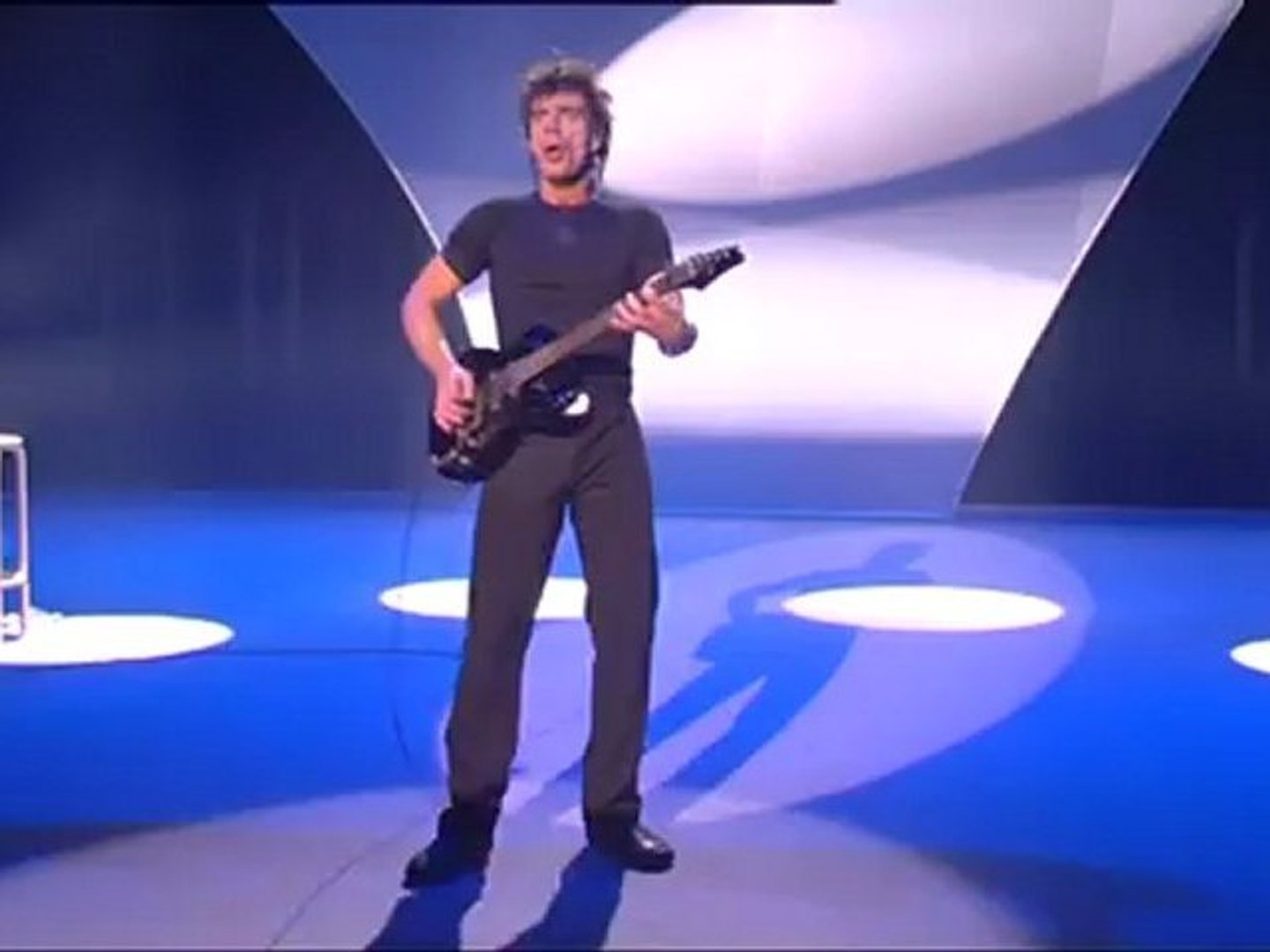 Elliot : Le guitariste fou ! - Vidéo Dailymotion