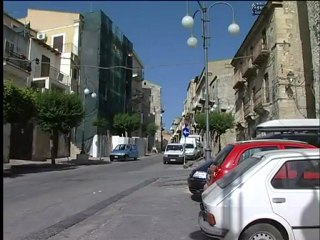 Download Video: SICILIA TV FAVARA - DISINFESTAZIONE A FAVARA LE VIE INTERESSATE