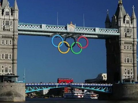 Opening Ceremony Olympics 2012: London Packs in British Stuff