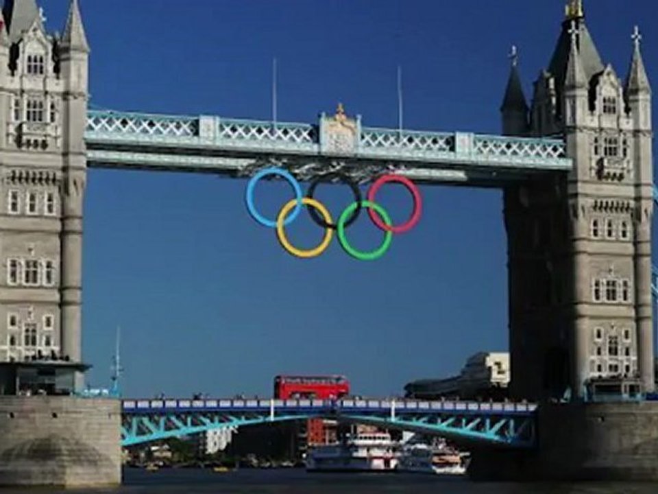 Opening Ceremony Olympics 2012: London Packs in British Stuff