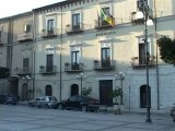 SICILIA TV (FAVARA) Rimosso il cacello dal municipio di Piazza Cavour a Favara, deve essere a norma