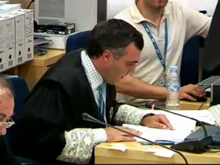 Pruebas documentales 16 y 17, mediante la lectura de un oficio de telefónica móviles y uno de amena (orange).