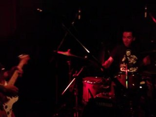 デンジャーデンジャー / INSIDE OUTSIDE