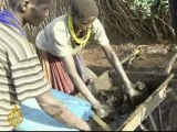 Biogas come to the help of Ugandan cattle-herders