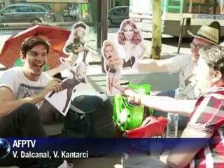 Fãs parisienses fazem fila para Madonna