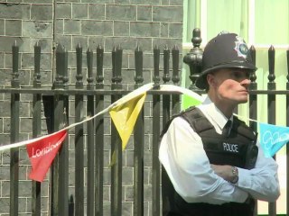 Romney backtracks on criticism of London Olympics