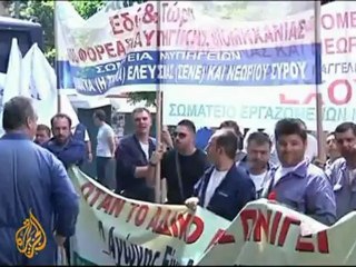Greek default fears persist