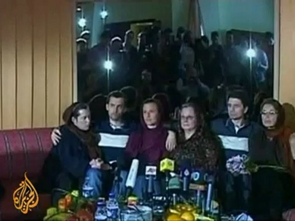 Iran releases two American prisoners