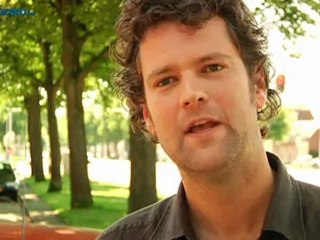 Honingdauw geeft autos nieuwe laklaag - RTV Noord