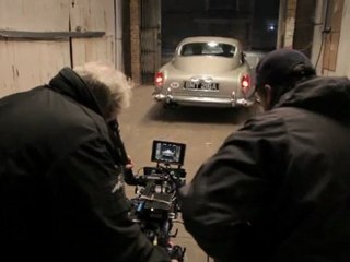 Em vídeo exclusivo, James Bond retorna ao ponto máximo de sua tradição: o Aston Martin DB5