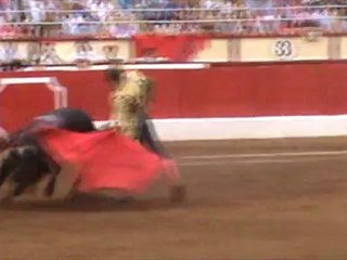 LUQUE SALVA UNA ABURRIDA TARDE EN SANTANDER