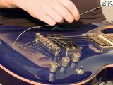 Comment retirer les cordes de sa guitare électrique ? - HD