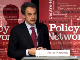 Zapatero: "Es una paradoja que nos examinen los mercados que salvamos"