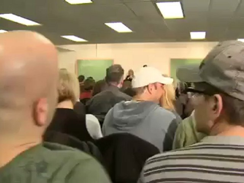 Inside the Landmark Forum - Canadian TV coverage on Positive Living