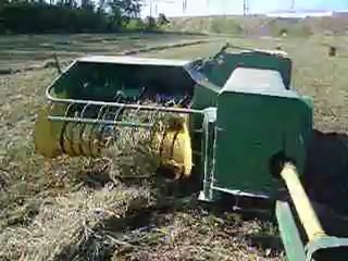 presse john deere 224T