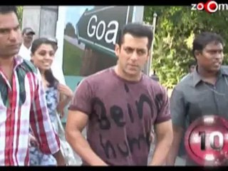 Akshay Kumar ignores Salman Khan