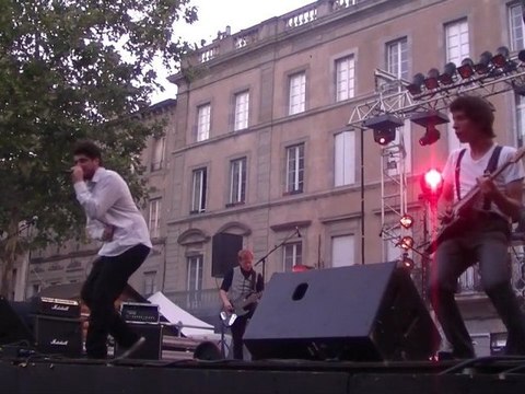B.R.E.F et Airnadette ont animé la Place Carnot dans le cadre du Festival de Carcassonne :