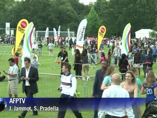 A Londres, Michelle Obama encourage les jeunes à faire du sport