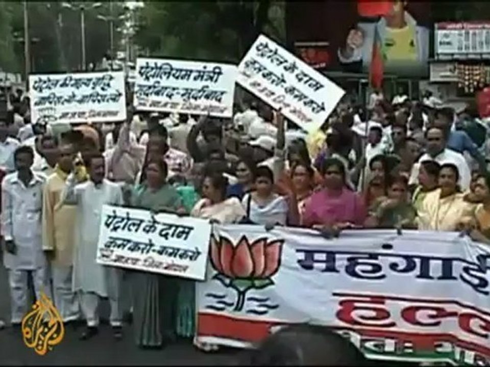 Oil price hikes trigger India protests
