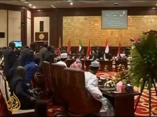 Families flee Sudan's disputed region