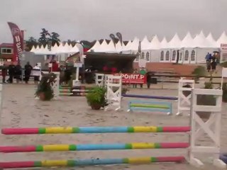 Premier parcours de CSO de Laurène et Wieroch Lamotte 2012