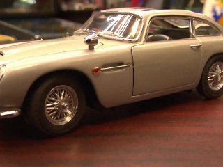 CGR Garage - JAMES BOND 007, 1964 ASTON MARTIN DB5 The Danbury Mint die-cast review