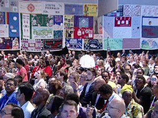 There's no excuse not to treat AIDS patients: Bill Clinton