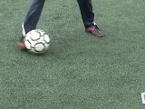 Sports Loisirs : Geste technique au football : faire une virgule