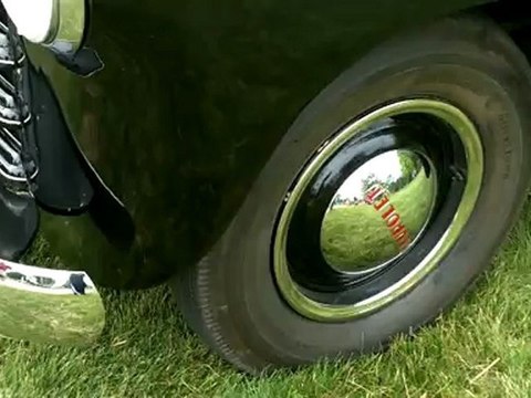 1950 Chevrolet Pickup Truck - This nice shiney black pickup is made by Chevy. Classic truck!