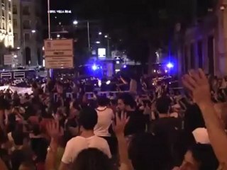 Los 'indignados' toman Madrid de madrugada