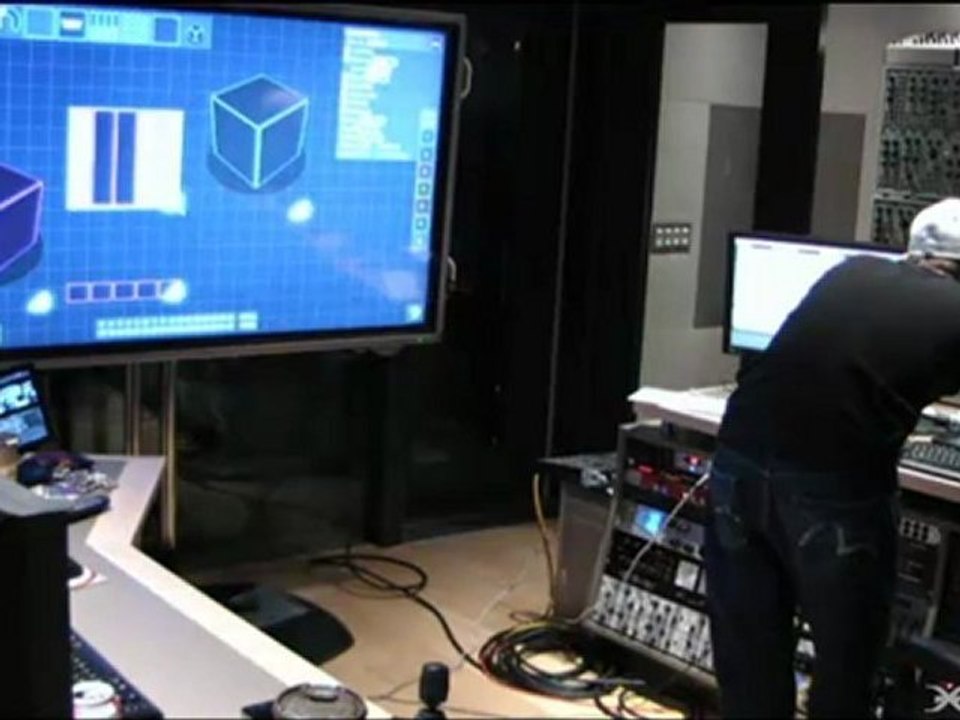 deadmau5 doing some awesome shit