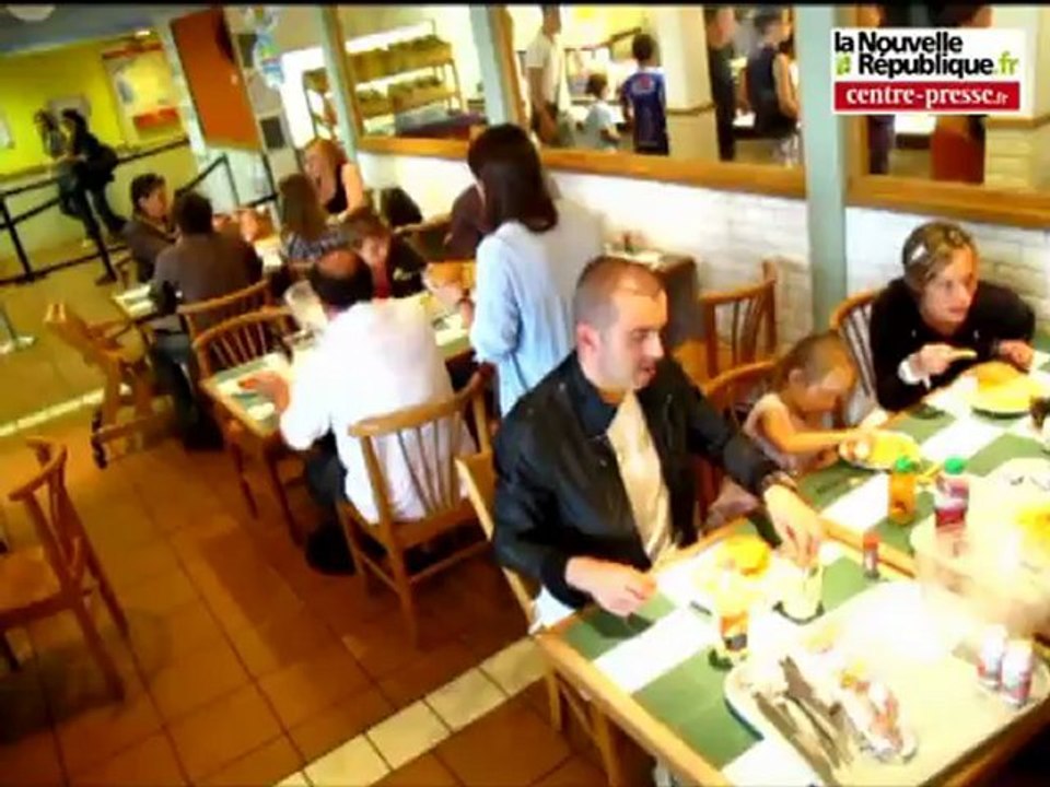 VIDEO Antran: chassé-croisé sur l'aire de service