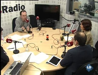 Es la noche de César: Tertulia política  - 28/07/11
